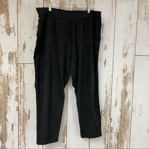 Studio by Energy Zone, Jogger Style Sweatpants, Size 2X. In excellent condition!